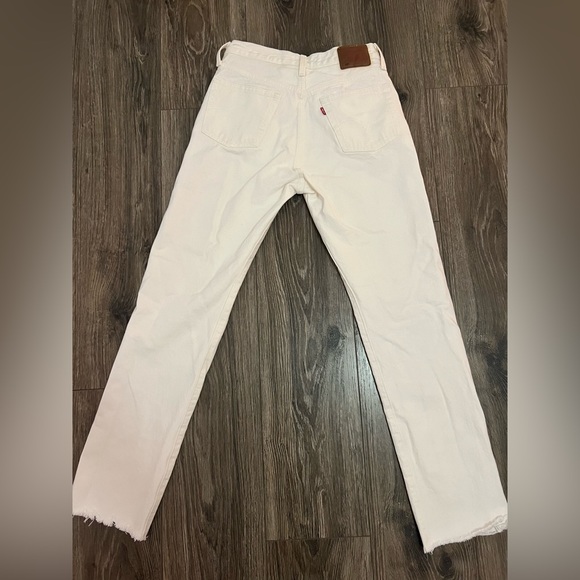 Levi’s 501’s High Rise Straight White Jeans - Picture 2 of 4